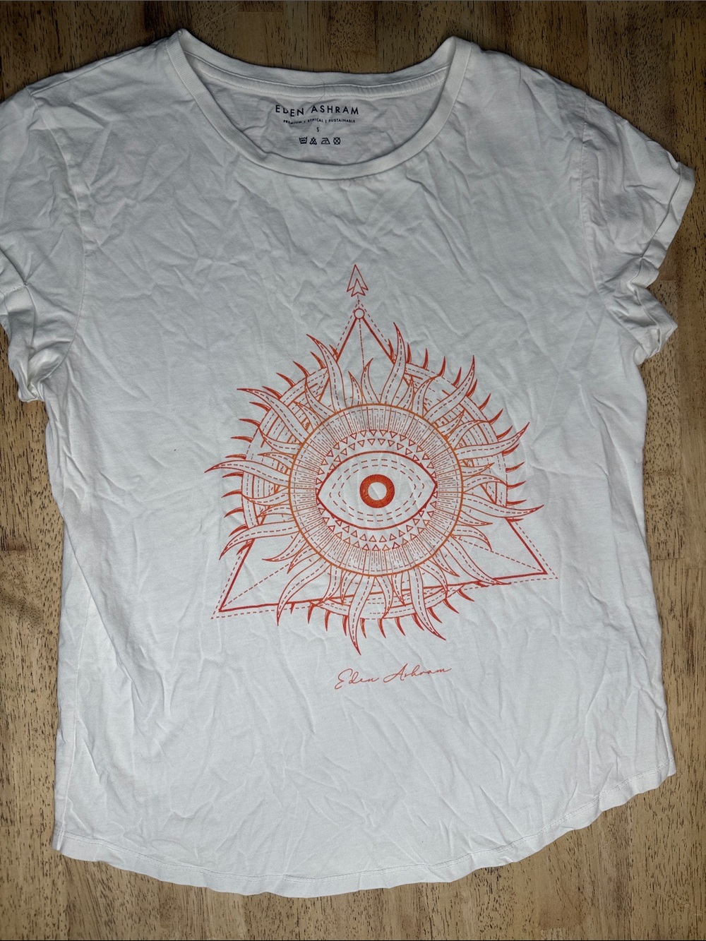 White Short-Sleeve Graphic Tee with Coral Eye Motif